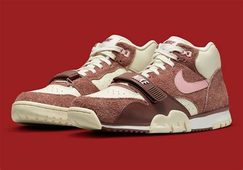 nike air trainer 1 dark pony|air trainer 1 valentine's day.